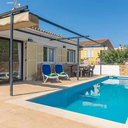 Clavell Holiday home *